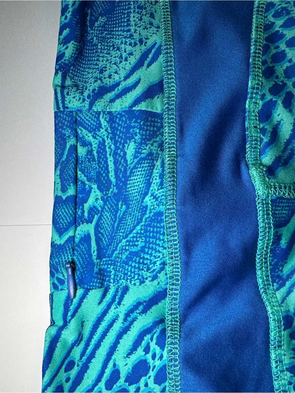 Aeropostale Blue and Teal Patterned Leggings